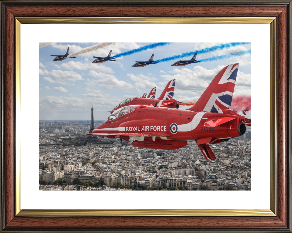 RAF Red Arrows XX245 Close Up Eiffel Tower September 2023