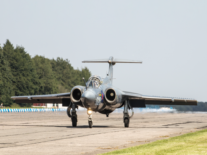 RAF Buccaneer S2B Taking off 2019 Royal Air Force Aircraft Photo Print Wall Art Aviation Decor UK Posters, Prints, & Visual Artwork Hampshire Prints 6 x 4 No Frame No