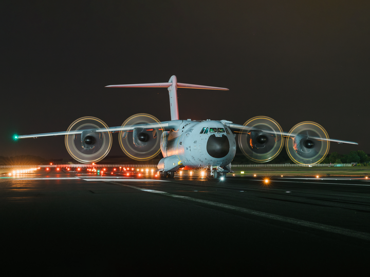 RAF Atlas A400M Powering up 2025 Royal Air Force Aircraft Photo Print Wall Art Aviation Decor UK Posters, Prints, & Visual Artwork Hampshire Prints 6 x 4 No Frame No
