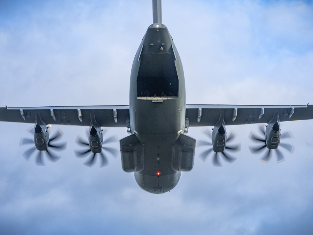 RAF Atlas A400M taking Fly Over Royal Air Force Aircraft Photo Print Wall Art Aviation Decor UK Posters, Prints, & Visual Artwork Hampshire Prints 6 x 4 No Frame No