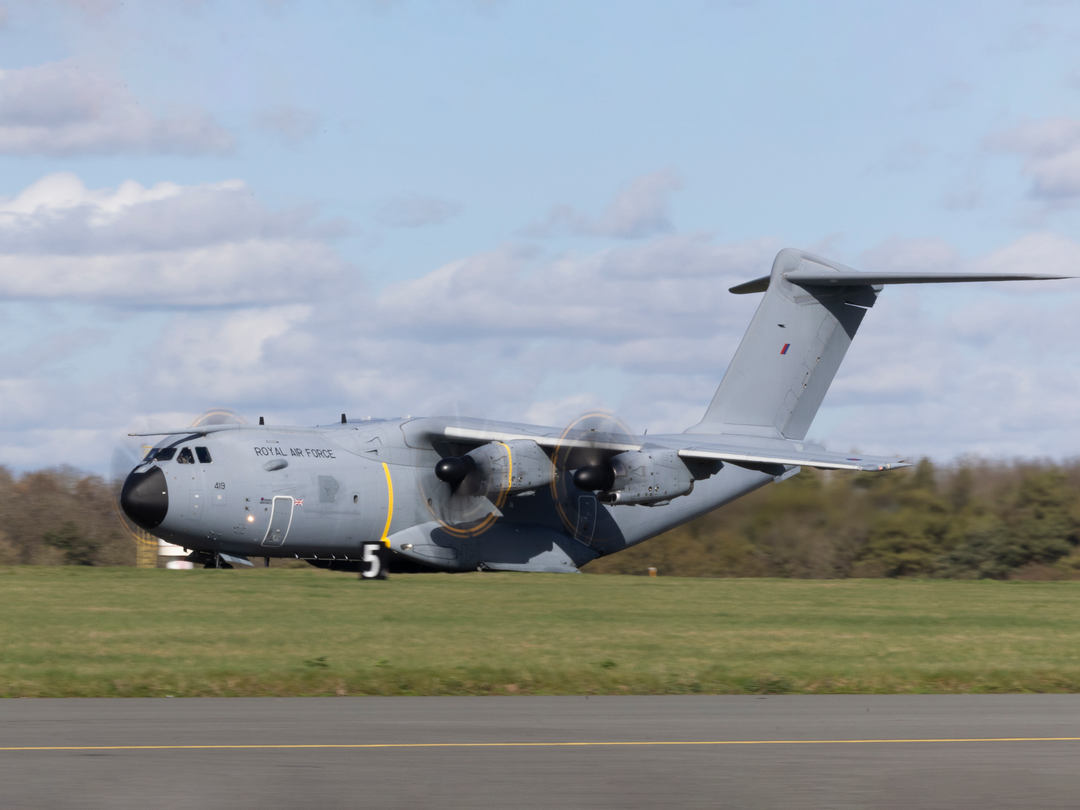 RAF Atlas A400M Landing 2026 Photo Print Royal Air Force Aircraft Wall Art Aviation Decor Posters, Prints, & Visual Artwork Hampshire Prints 6 x 4 No Frame No