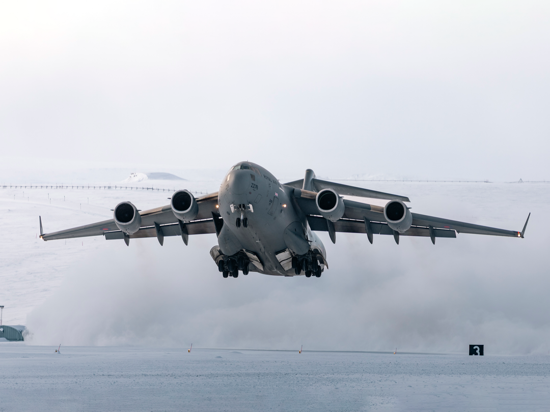 RAF C-17 Globemaster Takeoff Canada 2026 Photo Print Royal Air Force Aircraft Wall Art Aviation Posters, Prints, & Visual Artwork Hampshire Prints 6 x 4 No Frame No