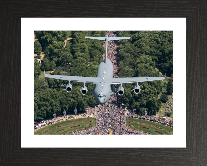 RAF C-17 Globemaster III Over Buckingham Palace 2026 Photo Print - Posters, Prints, & Visual Artwork - by Hampshire Prints (image 2 of 9)
