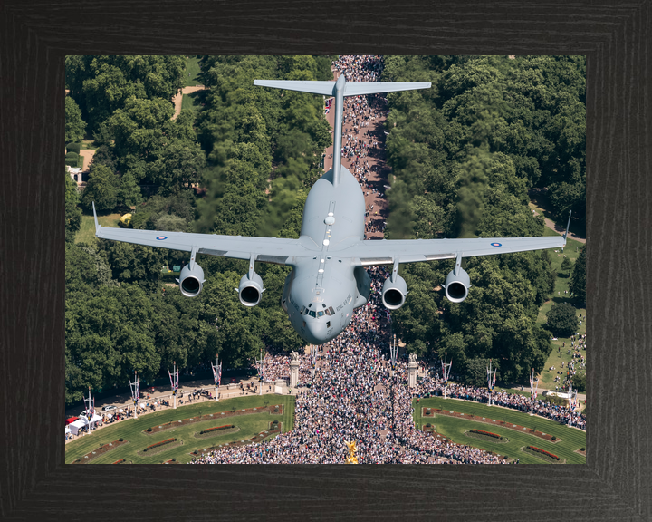 RAF C-17 Globemaster III Over Buckingham Palace 2026 Photo Print - Posters, Prints, & Visual Artwork - by Hampshire Prints (image 3 of 9)