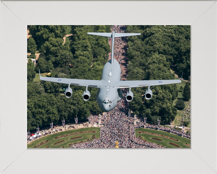 RAF C-17 Globemaster III Over Buckingham Palace 2026 Photo Print - Posters, Prints, & Visual Artwork - by Hampshire Prints (image 5 of 9)