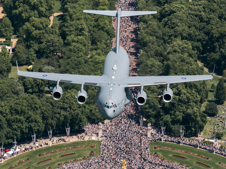 RAF C-17 Globemaster III Over Buckingham Palace 2026 Photo Print - Posters, Prints, & Visual Artwork - by Hampshire Prints (image 1 of 9)