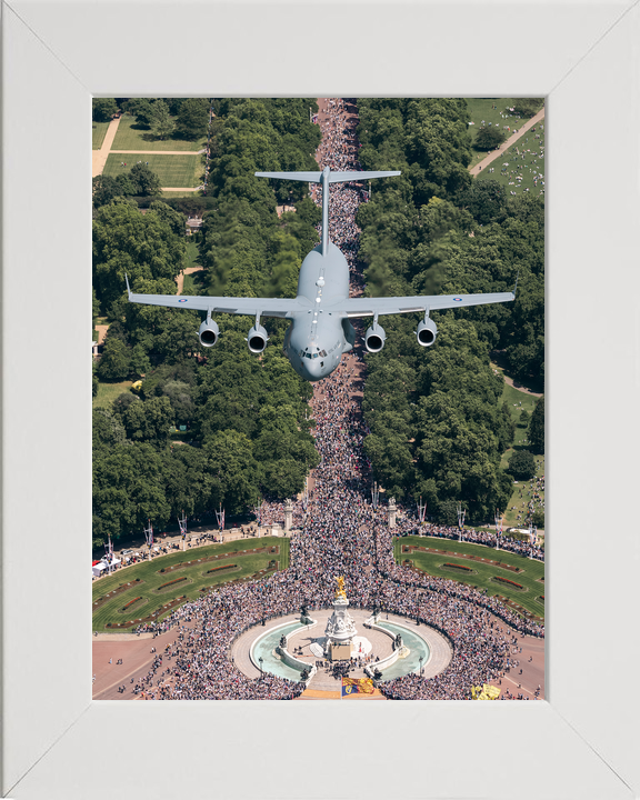 RAF C-17 Globemaster III Over The Mall London 2026 Photo Print - Posters, Prints, & Visual Artwork - by Hampshire Prints (image 5 of 9)