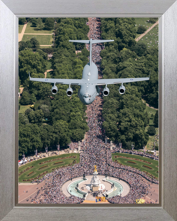 RAF C-17 Globemaster III Over The Mall London 2026 Photo Print - Posters, Prints, & Visual Artwork - by Hampshire Prints (image 7 of 9)