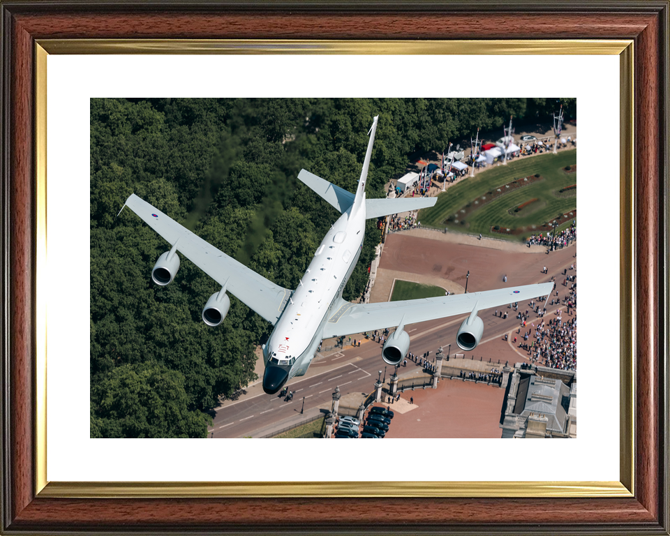 RAF RC 135W Rivet Joint Aircraft Buckingham Palace 2026 Photo Print - Posters, Prints, & Visual Artwork - by Hampshire Prints (image 8 of 9)