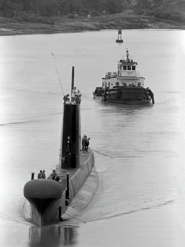 HMS Ocelot S17 Oberon Class Submarine 1989 Panama