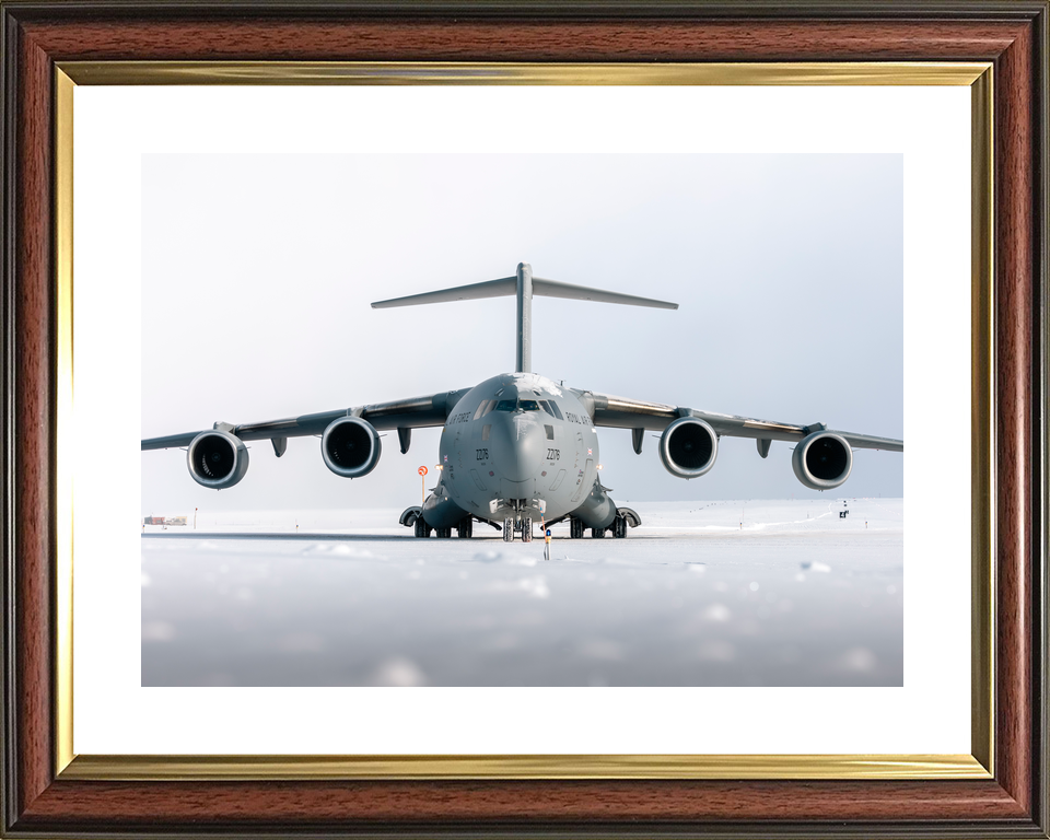 RAF C-17 Globemaster ZZ176 Head-On Close Up Alert April 2026