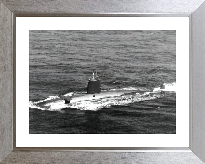 HMS Valiant S102 Valiant Class Submarine 1982 Photo Print - Posters, Prints, & Visual Artwork - by Hampshire Prints (image 6 of 9)