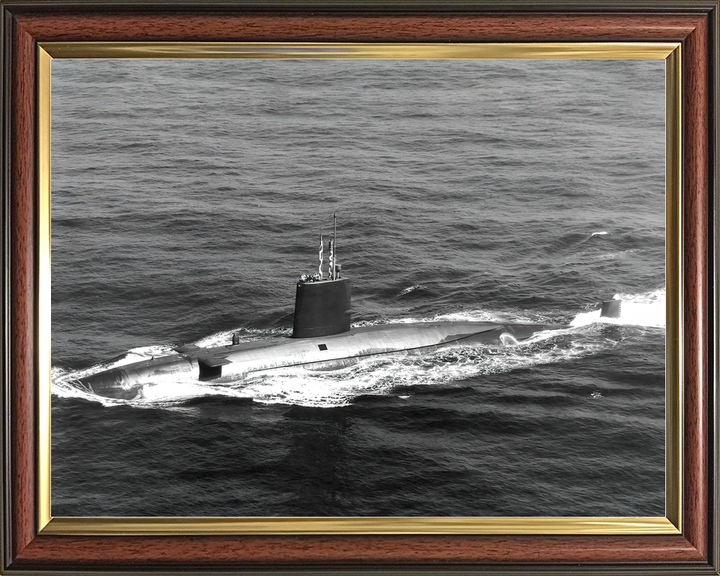HMS Valiant S102 Valiant Class Submarine 1982 Photo Print - Posters, Prints, & Visual Artwork - by Hampshire Prints (image 9 of 9)