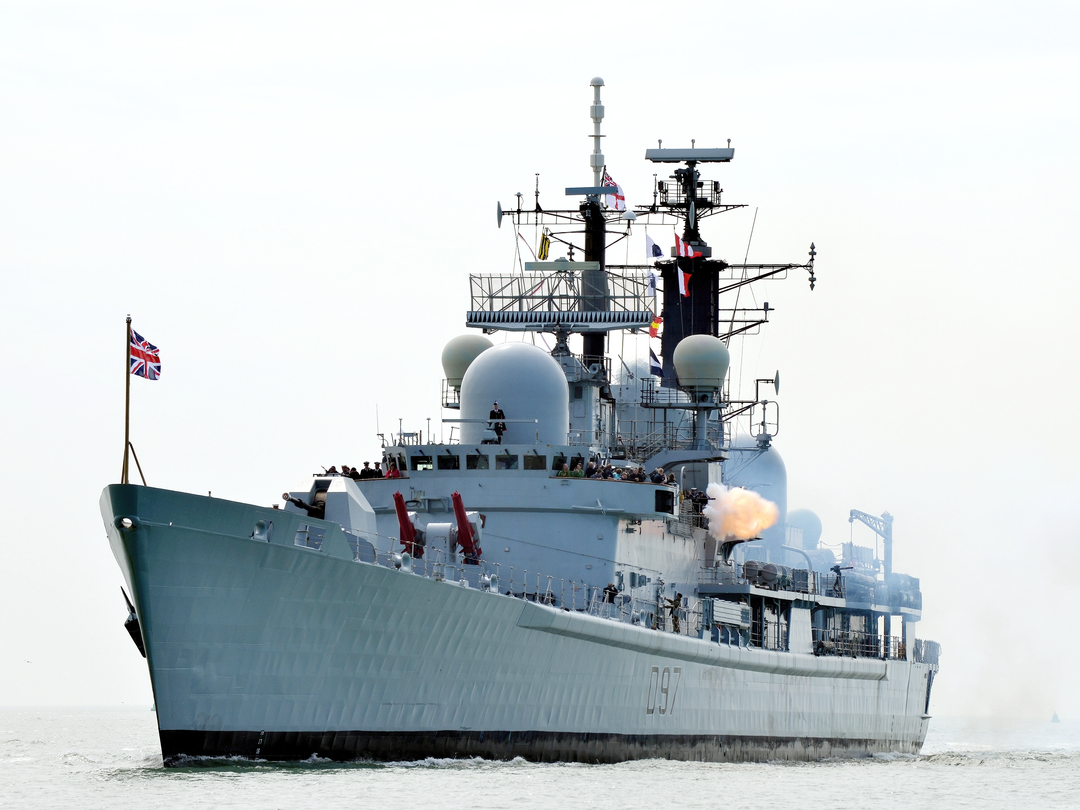 HMS Edinburgh (D97) Royal Navy Type 42 Destroyer Firing at Anchor Photo Print Wall Art Decor Posters, Prints, & Visual Artwork Hampshire Prints 6 x 4 No Frame No