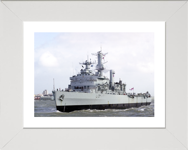 HMS Fearless (L10) Royal Navy Fearless Class Landing Platform Dock Port Bow View Photo Print Wall Art Decor - Posters, Prints, & Visual Artwork - by Hampshire Prints (image 4 of 9)