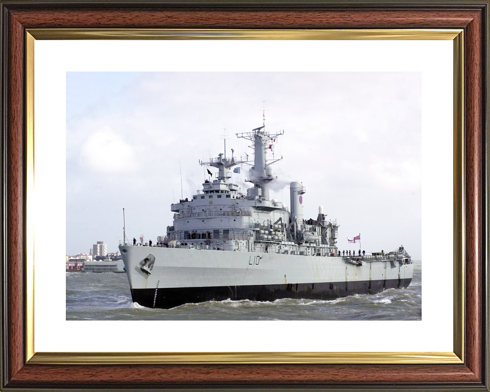 HMS Fearless (L10) Royal Navy Fearless Class Landing Platform Dock Port Bow View Photo Print Wall Art Decor - Posters, Prints, & Visual Artwork - by Hampshire Prints (image 8 of 9)