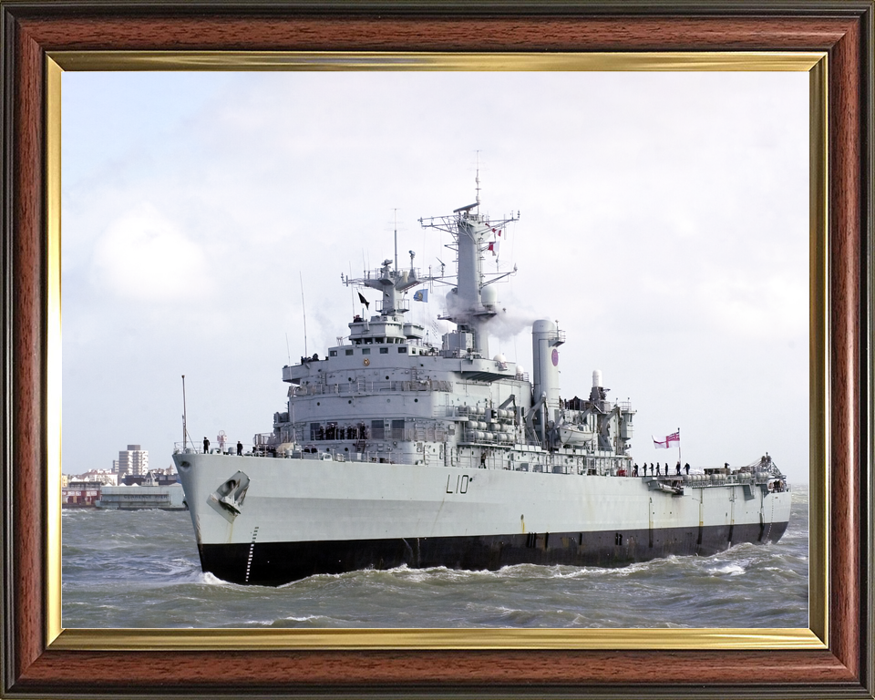 HMS Fearless (L10) Royal Navy Fearless Class Landing Platform Dock Port Bow View Photo Print Wall Art Decor - Posters, Prints, & Visual Artwork - by Hampshire Prints (image 9 of 9)