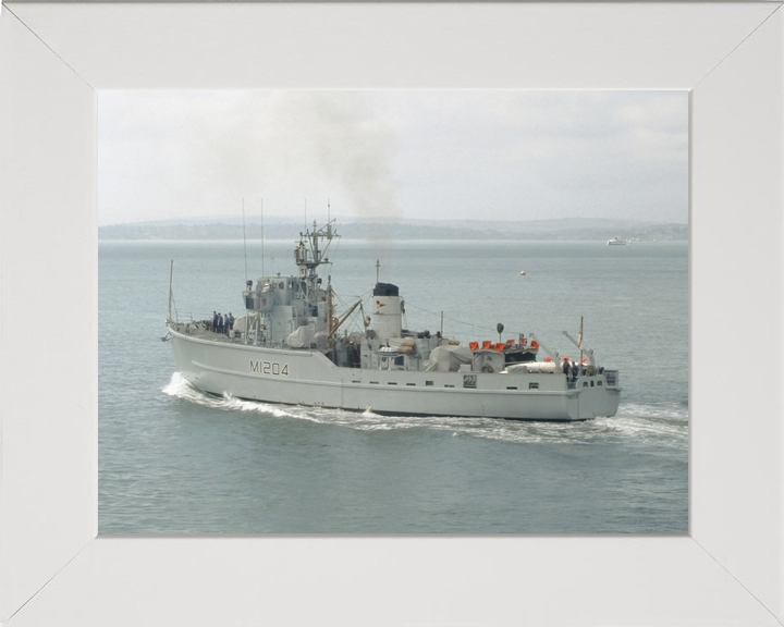 HMS Stubbington M1204 Ton Class Minesweeper Warship Photo Print - Posters, Prints, & Visual Artwork - by Hampshire Prints (image 5 of 9)