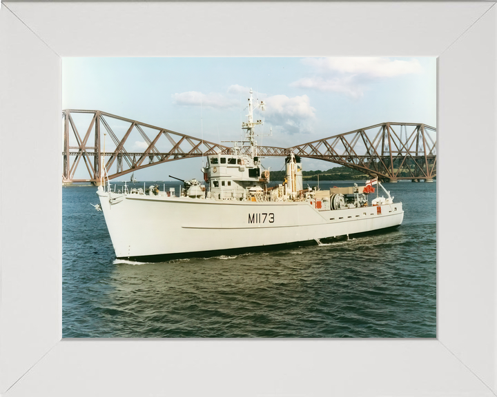HMS Pollington M1173 Ton Class Minesweeper Firth of Forth Photo Print - Posters, Prints, & Visual Artwork - by Hampshire Prints (image 5 of 9)