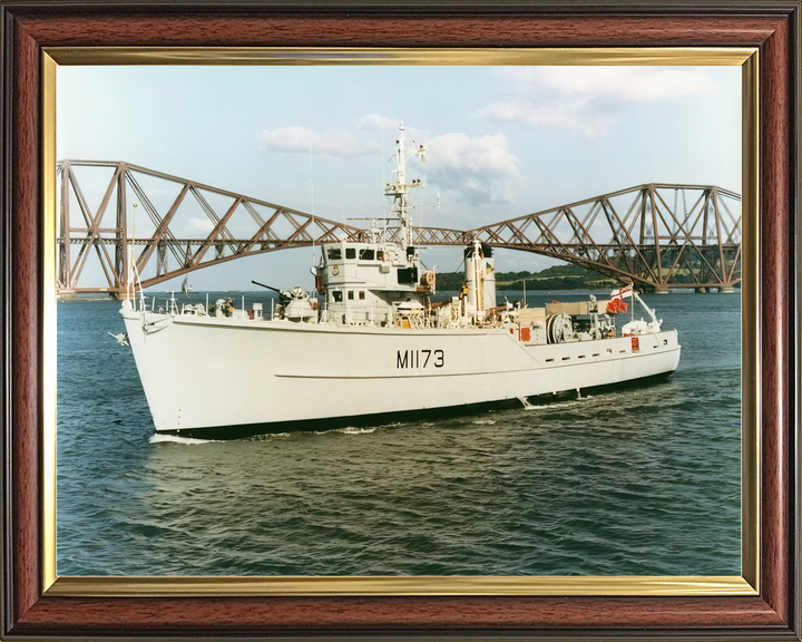 HMS Pollington M1173 Ton Class Minesweeper Firth of Forth Photo Print - Posters, Prints, & Visual Artwork - by Hampshire Prints (image 9 of 9)