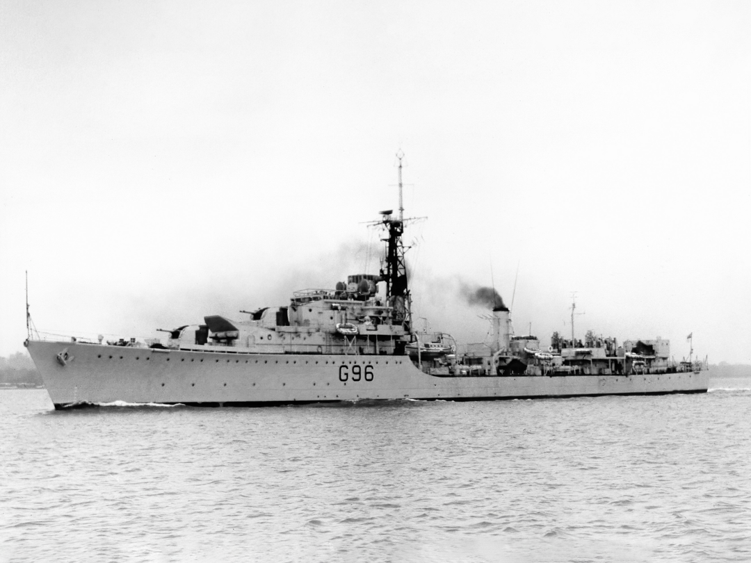 HMS Crossbow (G96) (D96) Royal Navy Weapon Class Destroyer Port Beam View Photo Print Wall Art Decor Posters, Prints, & Visual Artwork Hampshire Prints 6 x 4 No Frame No