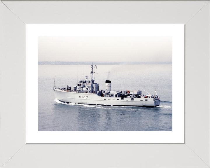 HMS Hubberston (M1147) Royal Navy Ton Class Minesweeper Port Side View Photo Print Wall Art Decor - Posters, Prints, & Visual Artwork - by Hampshire Prints (image 4 of 9)