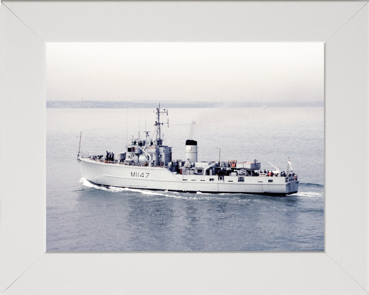 HMS Hubberston (M1147) Royal Navy Ton Class Minesweeper Port Side View Photo Print Wall Art Decor - Posters, Prints, & Visual Artwork - by Hampshire Prints (image 5 of 9)