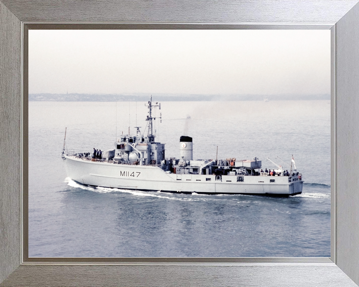 HMS Hubberston (M1147) Royal Navy Ton Class Minesweeper Port Side View Photo Print Wall Art Decor - Posters, Prints, & Visual Artwork - by Hampshire Prints (image 7 of 9)