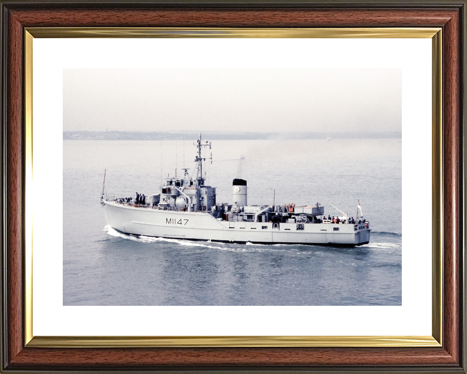 HMS Hubberston (M1147) Royal Navy Ton Class Minesweeper Port Side View Photo Print Wall Art Decor - Posters, Prints, & Visual Artwork - by Hampshire Prints (image 8 of 9)