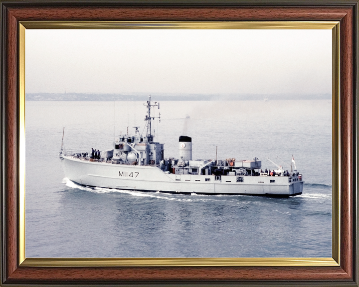 HMS Hubberston (M1147) Royal Navy Ton Class Minesweeper Port Side View Photo Print Wall Art Decor - Posters, Prints, & Visual Artwork - by Hampshire Prints (image 9 of 9)