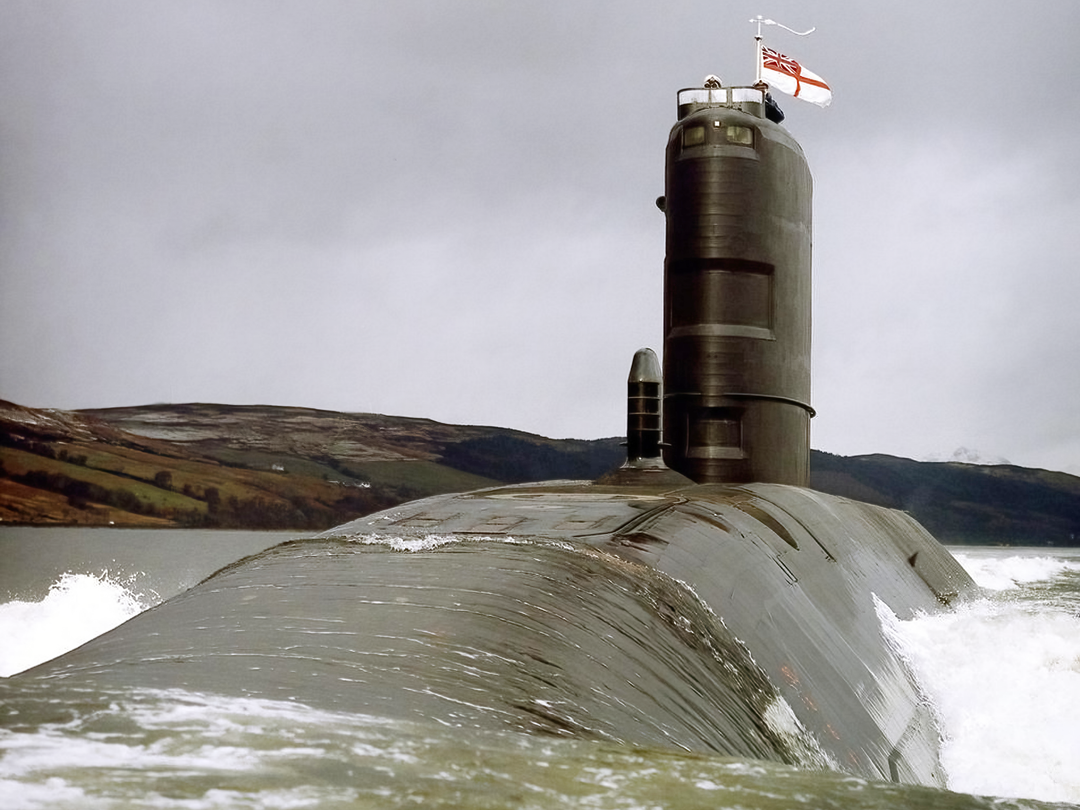 HMS Splendid S106 Swiftsure Class Submarine
