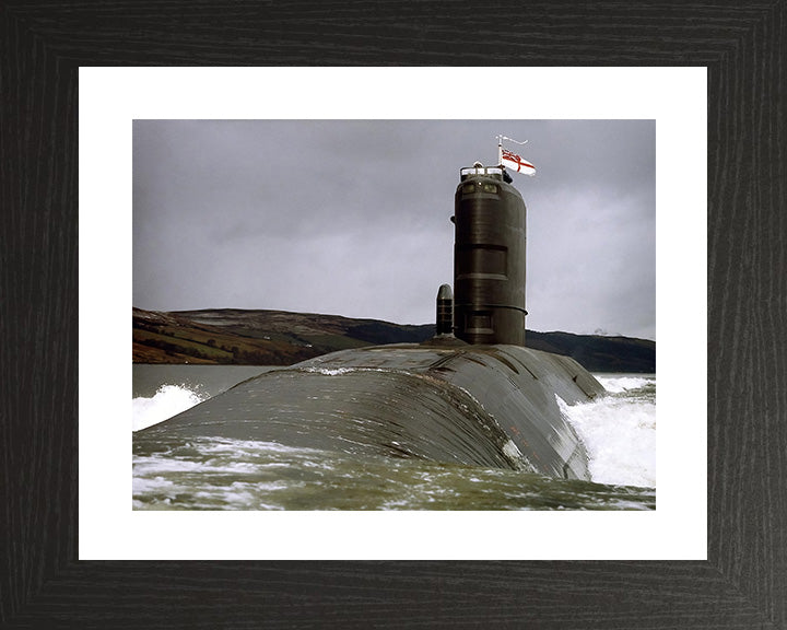 HMS Splendid (S106) Low Bow View 1995 Royal Navy Swiftsure Class Submarine Photo Print Wall Art Naval Decor UK Posters, Prints, & Visual Artwork Hampshire Prints 10 x 8 Black Frame Yes