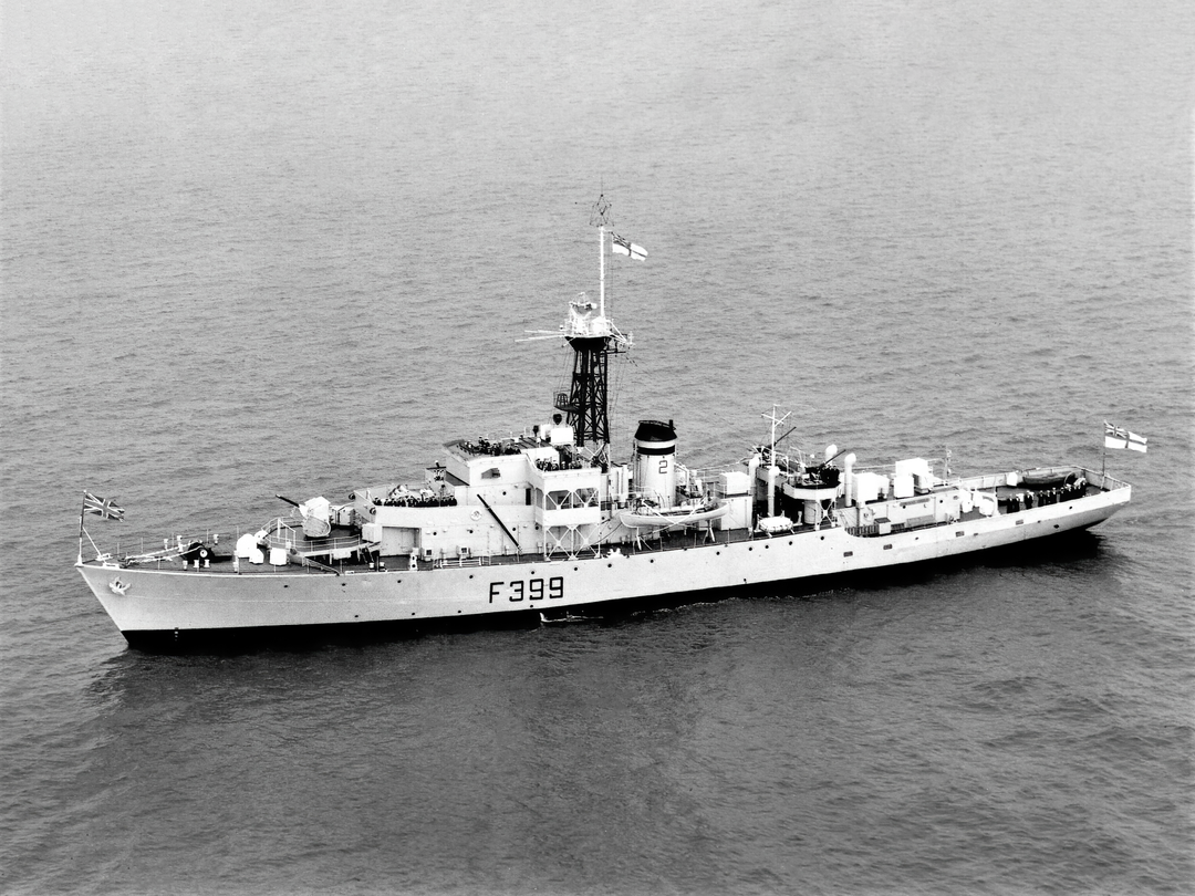 HMS Tintagel Castle K399 Castle Class Corvette Photo Print - Posters, Prints, & Visual Artwork - by Hampshire Prints (image 1 of 9)