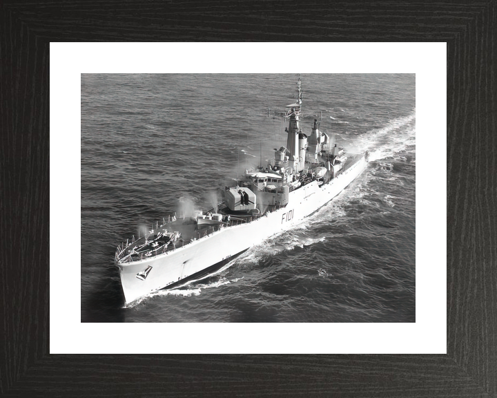 HMS Yarmouth F101 Rothesay Class Frigate Pre Wetting Photo Print - Posters, Prints, & Visual Artwork - by Hampshire Prints (image 2 of 9)