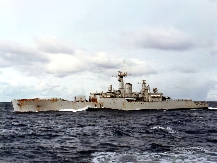HMS Yarmouth F101 Rothesay Class Frigate 1982 Photo Print - Posters, Prints, & Visual Artwork - by Hampshire Prints (image 1 of 9)