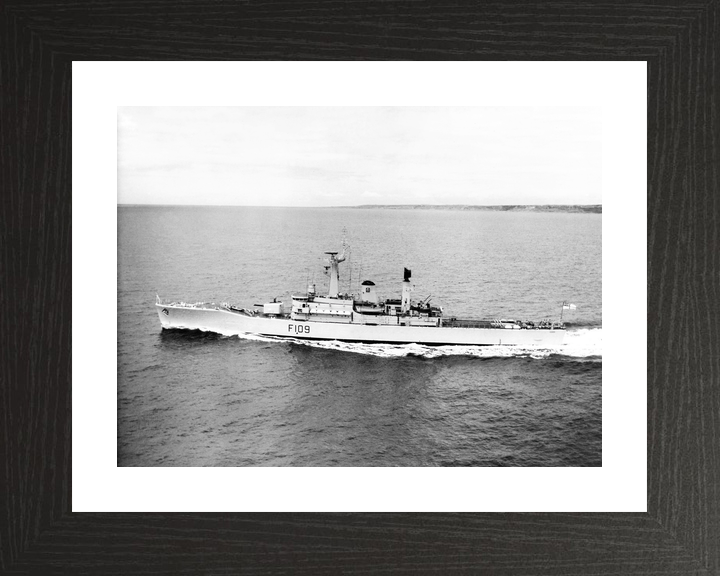 HMS Leander F109 Leander Class Frigate 1968 Photo Print - Posters, Prints, & Visual Artwork - by Hampshire Prints (image 2 of 9)