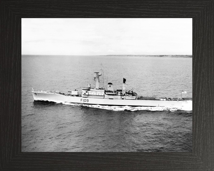 HMS Leander F109 Leander Class Frigate 1968 Photo Print - Posters, Prints, & Visual Artwork - by Hampshire Prints (image 3 of 9)
