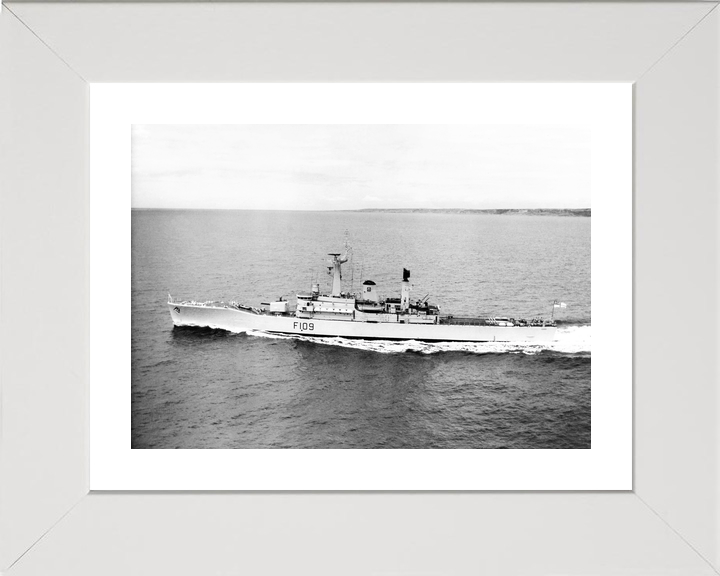 HMS Leander F109 Leander Class Frigate 1968 Photo Print - Posters, Prints, & Visual Artwork - by Hampshire Prints (image 4 of 9)