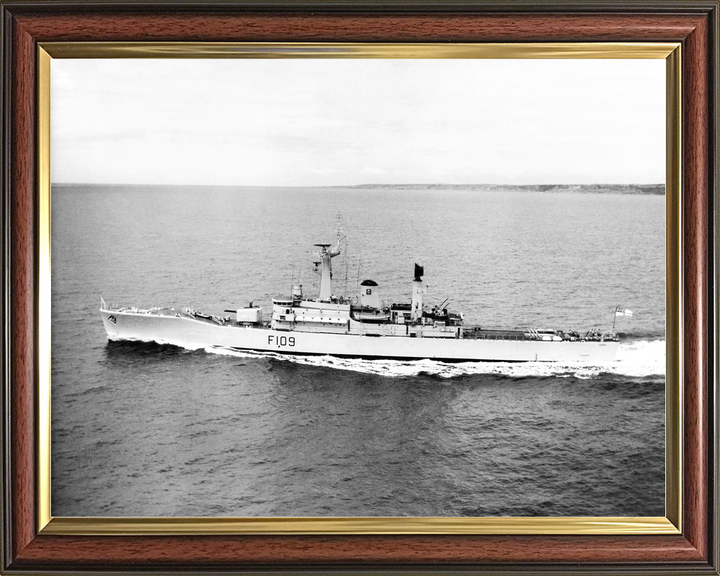 HMS Leander F109 Leander Class Frigate 1968 Photo Print - Posters, Prints, & Visual Artwork - by Hampshire Prints (image 9 of 9)