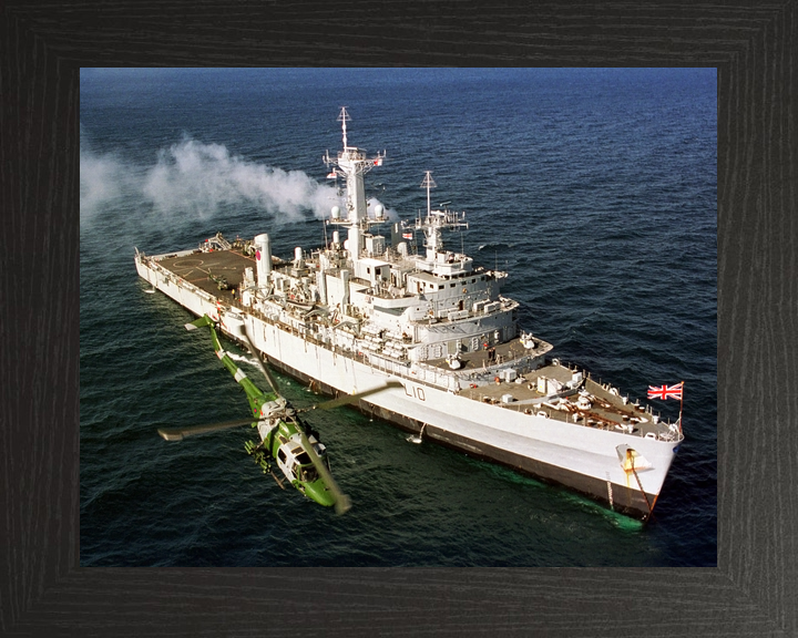 HMS Fearless (L10) Royal Navy Fearless Class Landing Platform Dock From Above Photo Print Wall Art Decor - Posters, Prints, & Visual Artwork - by Hampshire Prints (image 3 of 9)
