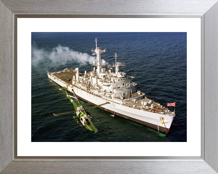 HMS Fearless (L10) Royal Navy Fearless Class Landing Platform Dock From Above Photo Print Wall Art Decor - Posters, Prints, & Visual Artwork - by Hampshire Prints (image 6 of 9)
