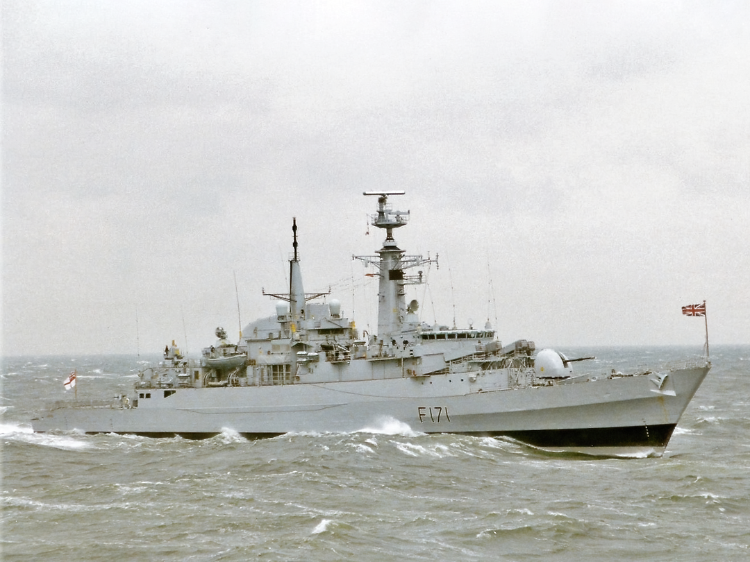 HMS Active (F171) Royal Navy Type 21 Frigate Photo Print Underway Warship Wall Art Posters, Prints, & Visual Artwork Hampshire Prints 6 x 4 No Frame No