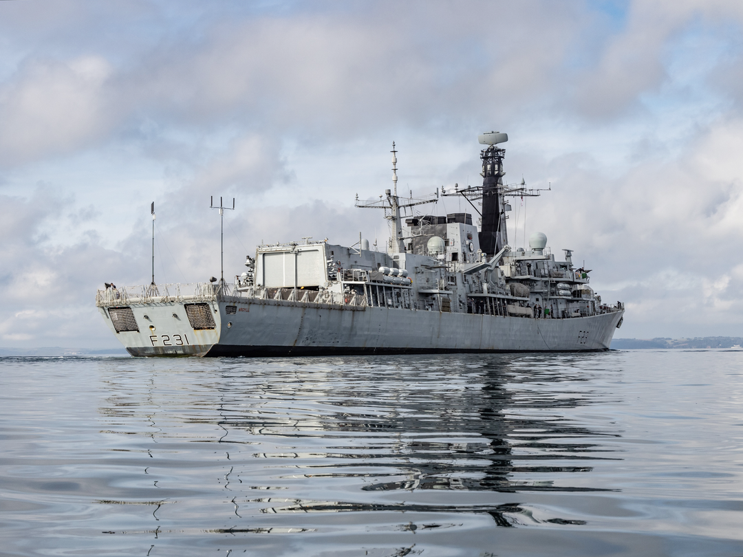 HMS Argyll (F231 ) Royal Navy Type 23 Frigate Calm Reflections Photo Print Wall Art Decor Posters, Prints, & Visual Artwork Hampshire Prints 6 x 4 No Frame No