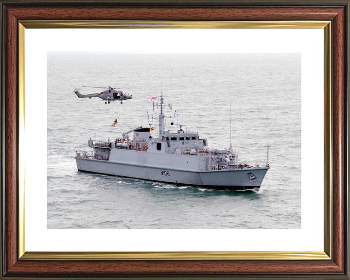 HMS Grimsby (M108) Royal Navy Sandown Class Minehunter With Helicopter Photo Print Wall Art Decor - Posters, Prints, & Visual Artwork - by Hampshire Prints (image 8 of 9)