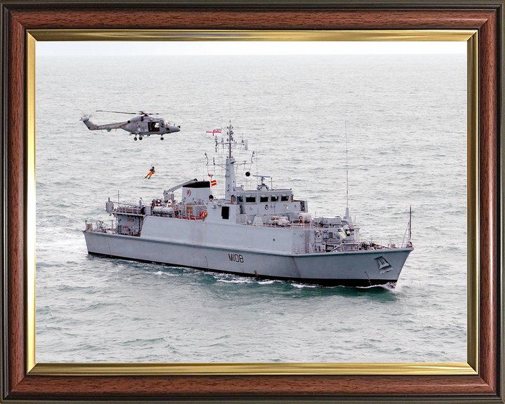 HMS Grimsby (M108) Royal Navy Sandown Class Minehunter With Helicopter Photo Print Wall Art Decor - Posters, Prints, & Visual Artwork - by Hampshire Prints (image 9 of 9)