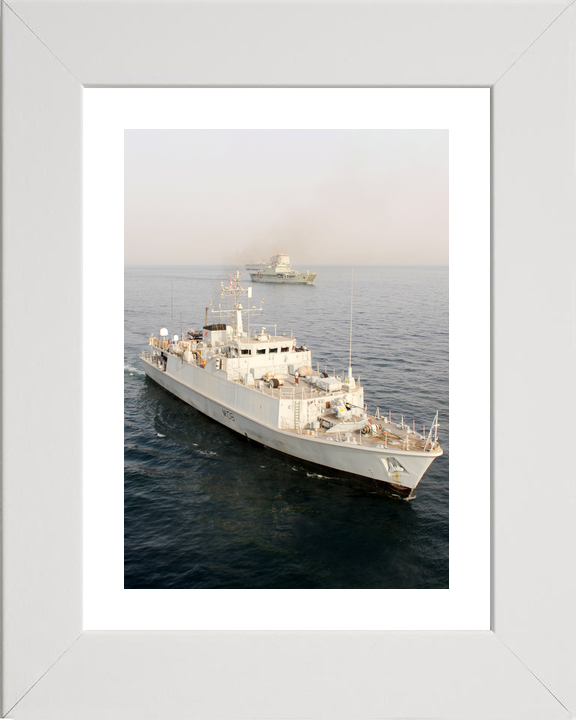 HMS Grimsby (M108) Royal Navy Sandown Class Minehunter Starboard Bow View Photo Print Naval Wall Art Decor - Posters, Prints, & Visual Artwork - by Hampshire Prints (image 4 of 9)