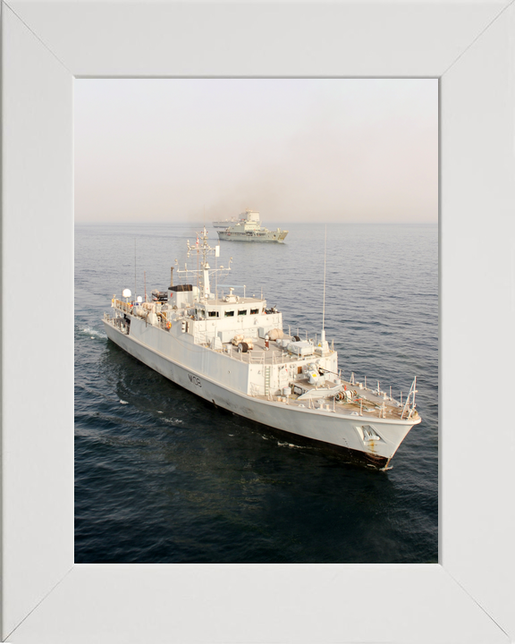 HMS Grimsby (M108) Royal Navy Sandown Class Minehunter Starboard Bow View Photo Print Naval Wall Art Decor - Posters, Prints, & Visual Artwork - by Hampshire Prints (image 5 of 9)
