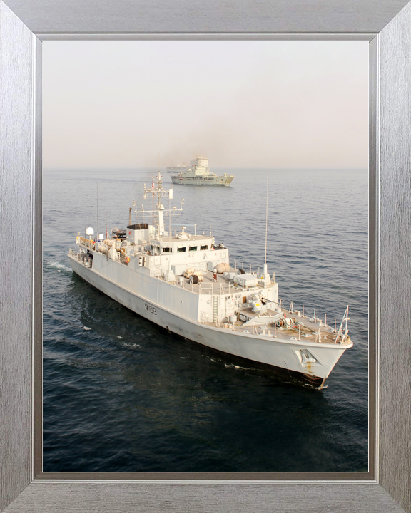 HMS Grimsby (M108) Royal Navy Sandown Class Minehunter Starboard Bow View Photo Print Naval Wall Art Decor - Posters, Prints, & Visual Artwork - by Hampshire Prints (image 7 of 9)