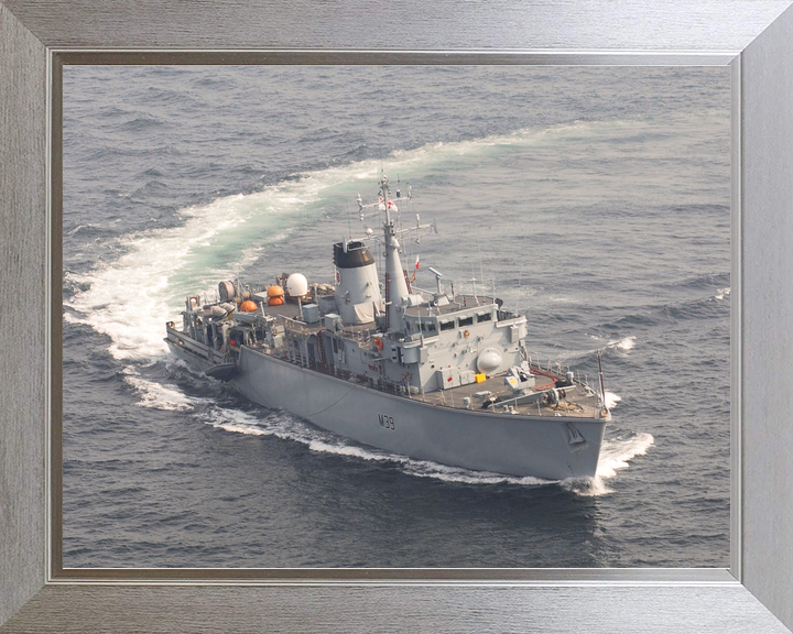 HMS Hurworth (M39) Royal Navy Hunt Class Mine Warfare Vessel Port Turn Photo Print Wall Art Decor - Posters, Prints, & Visual Artwork - by Hampshire Prints (image 7 of 9)