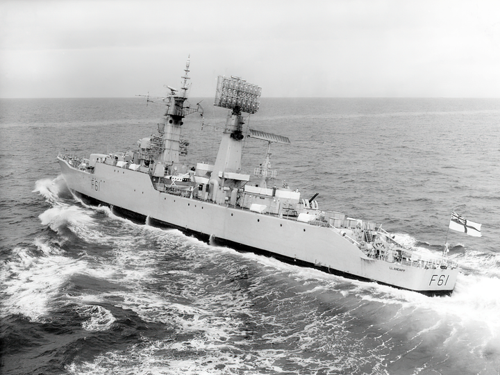 HMS Llandaff F61 Salisbury Class Frigate Underway Port Side View Photo Print - Posters, Prints, & Visual Artwork - by Hampshire Prints (image 1 of 9)